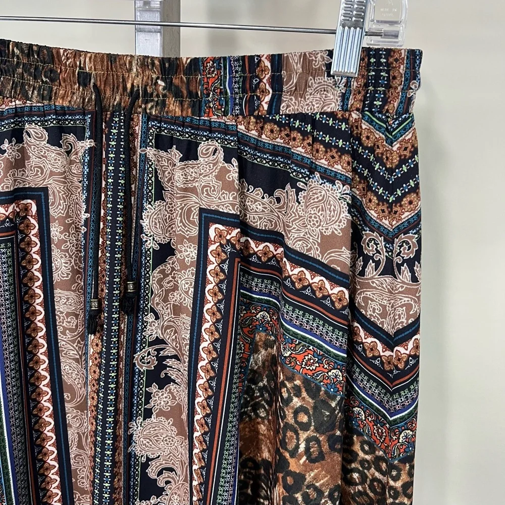 Umgee Women’s MEDIUM Boho Maxi Skirt Elastic Waist Drawstrings Animal Paisley